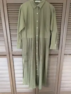 【美品】ZARAザラ　オリーブプリーツシャツワンピー　ロングワンピース