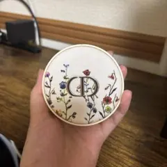 Dior ディオールスキン フォーエヴァークッションパウダー ミレフィオリ