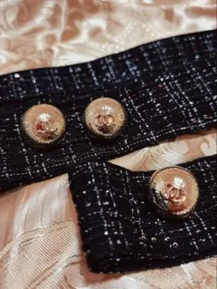 CHANEL ２０２５.クリスマス限定　ホリデーチャーム　ボタン・リボン３セット