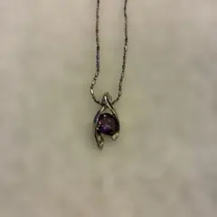 紫色の石 ネックレス