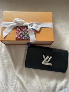 LOUIS VUITTON ブラック 長財布 エピ ポルトフォイユ ツイスト