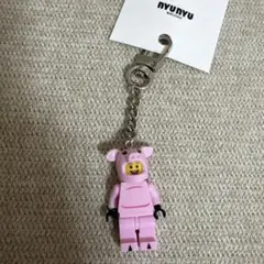 豚の着ぐるみ キーホルダー