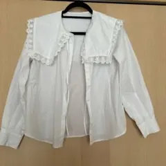 GU レース付き襟のホワイト長袖ブラウス