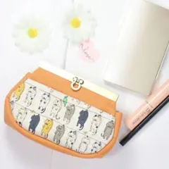 【cat】カラーオーダー可 ころんと直線口金のポーチ 洗濯ねこ 干された猫