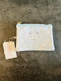 ハチワレ　フラットポーチ　ちいかわ リボン しまむら