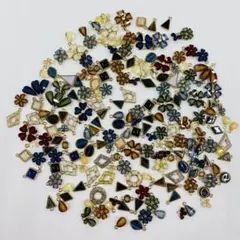 Item thumbnail for item 981e4907-f7d6-4ecf-9eb7-0b4e1caf6f58