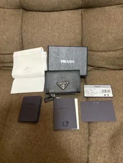 PRADA サフィアーノレザー カードケース　小銭入れ　2mc085