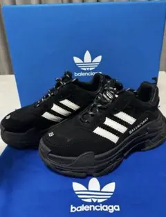 BALENCIAGA アディダス　スニーカー　トリプルs 39 （26cm） BALENCIAGA スニーカー トリプルS adidasコラボ サイズ43 - メルカリ
