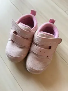 【ファーストシューズにも】New Balance ベビーシューズ ピンク