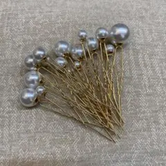パール付き　ゴールドヘアピン