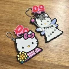 ハローキティ 50周年記念ラバーキーホルダー　2個セット