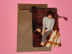 Item thumbnail for item 54d9e19f-357b-4515-8c69-19ee314903a4