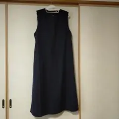 無印良品　ノースリーブワンピース　紺色　Lサイズ。