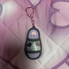 ハローキティ キティちゃん　ゼブラ柄キーホルダー　サンダル