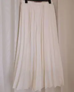ユニクロ　 プリーツスカート　 ウエストゴム オフホワイト S　ロングスカート