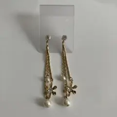 niana ニアナ ピアス パーティー 未使用