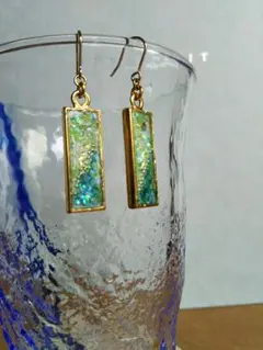 ハンドメイド★ピアス★レジン　スクエア　グリーン