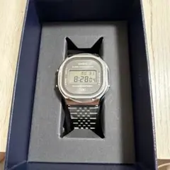 【新品タグ付き・箱付き】CASIO CLASSIC A140WE-8AJF