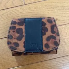 GYDA サイフのサムネイル