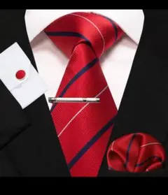 メンズ　ネクタイ ポケットスクエアカフスボタンネクタイピンセット