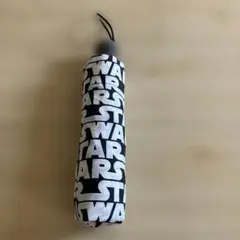 UNIQLO STAR WARS 折りたたみ傘 雨傘　新品のサムネイル
