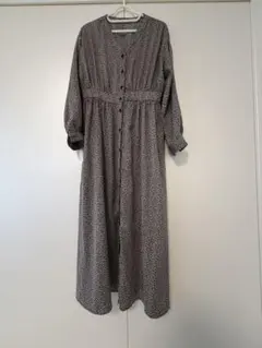 【美品】小花柄　長袖　ロングワンピース