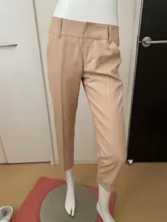 未使用品ViaggioBlu ピンクベージュ クロップド丈パンツ