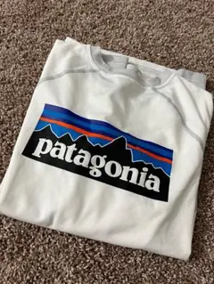 パタゴニア　Patagoniaラッシュガード　キッズXL