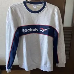Reebok トレーナー　Lサイズ
