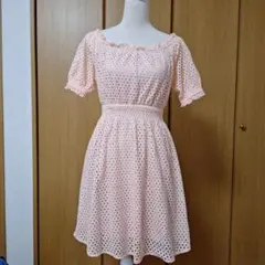 EMSEXCITE　2way オフショルダー パンチング ミニワンピース ピンクのサムネイル