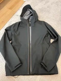 UNIQLO ブロックテック パーカー ブラック メンズ Lサイズ