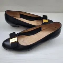 ◆定番◆Ferragamo フェラガモ ヴァラリボン パンプス レザー 24.5