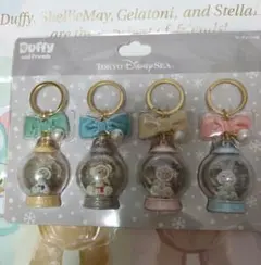 新品未開封 ウィンターホリデー キーチェーン ダッフィー＆フレンズ