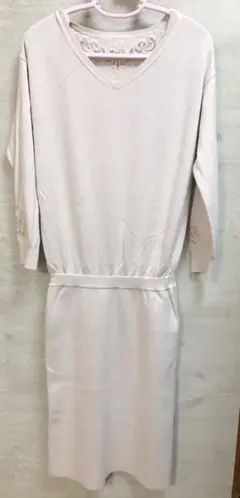 人気色ジャスグリッティー♡ワンピース♡可愛い♡レース♡ベージュ♡