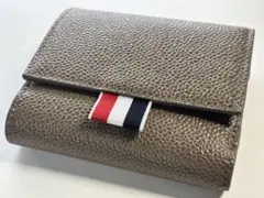 THOM BROWNE 三つ折り財布 ペブルグレインレザーのサムネイル