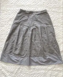 日本製　美品　フレアスカート　ひざ丈　ウール混 きれいめ　春服