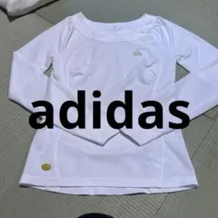 adidasシャツ