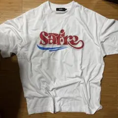 AZUL BY MOUSSY Satire ロゴ Tシャツ ホワイト