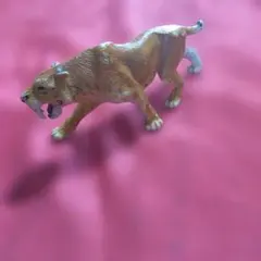 サーベルタイガーと原始人のフィギュアセット　アニア