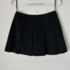 ユニクロ　ブラック プリーツ スカート キュロットのサムネイル