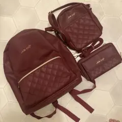 大人かわいいハローキティのロゴ入り3点セット