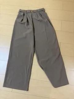 H&Mベージュワイドパンツ