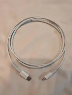 Lightningケーブル 約1メートル ホワイト