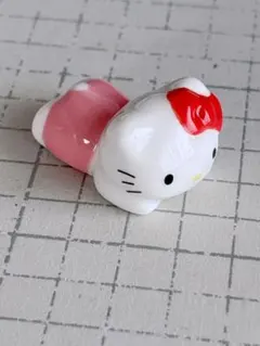 ハローキティ　寝そべり　箸置きのサムネイル