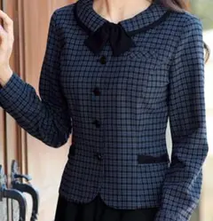 en joie ノーカラージャケット ベージュ 9号 アンジョア 受付 事務服