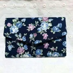 ハンドメイド、薔薇柄のじゃばらカードケース、紺色