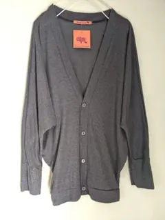 新品Khush Khushチャコールグレー色Vネックドルマンスリーブカーディガン