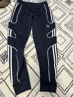 adidas ネイビー ジョガーパンツ XSサイズ