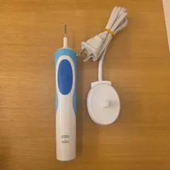 ブラウンoral-B 電動歯ブラシ本体＆充電器