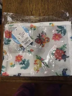 新品　FEILER ハイジ　メッシュポーチM　ホワイト